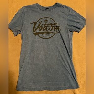 Volcom t shirt